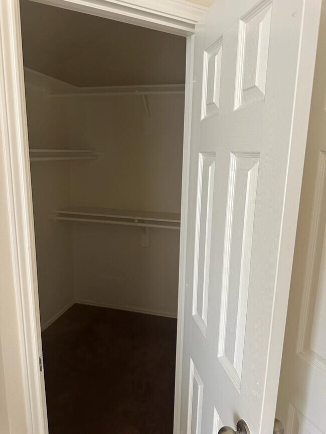 Building Photo - 18255 Eton Ridge Ct