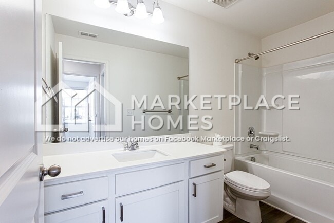 Building Photo - 1086 Feldman Chase