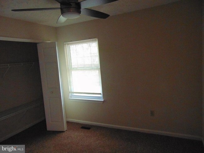 Building Photo - 6638 Antelope Ct