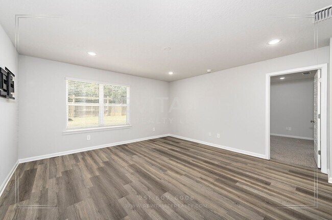 Building Photo - Only $1500 for First Month's Rent!!! Smart 4 Bd / 2 Ba Home in West Mobile Gated Community