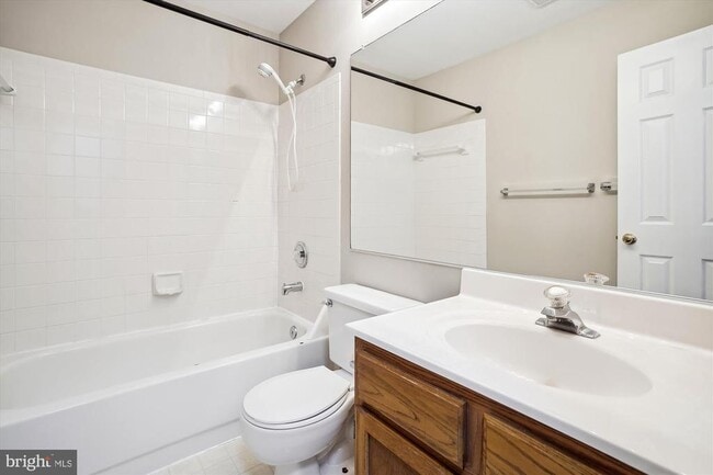 Building Photo - 14705 Flower Hill Dr