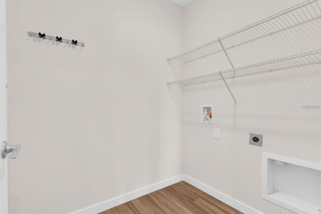 Building Photo - 401 Chayne Pl