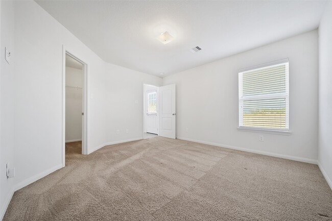 Building Photo - 12122 Trawler Pl