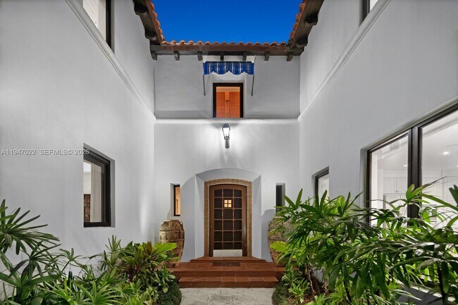 Building Photo - 56 S Hibiscus Dr