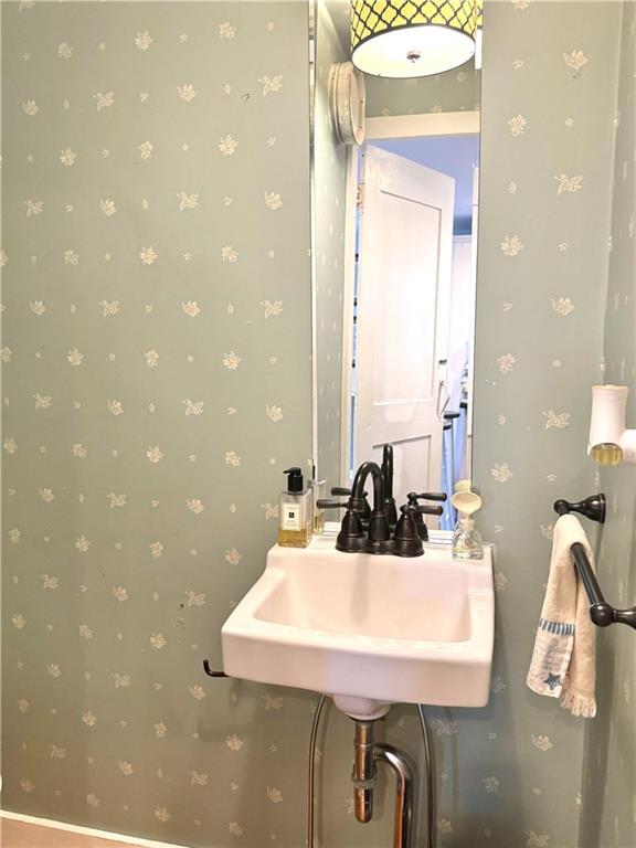 Building Photo - 26 S Baptist St