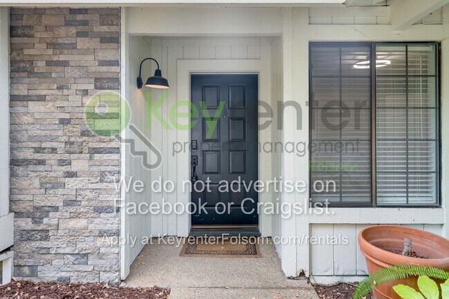 Building Photo - 3844 Langdon Ct
