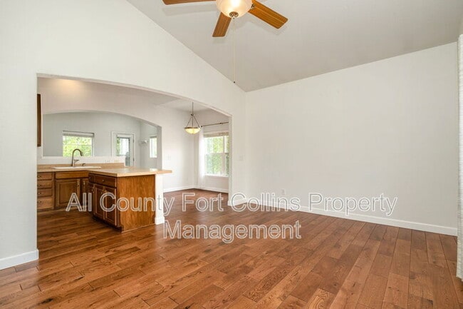 Building Photo - 5014 Brookfield Dr