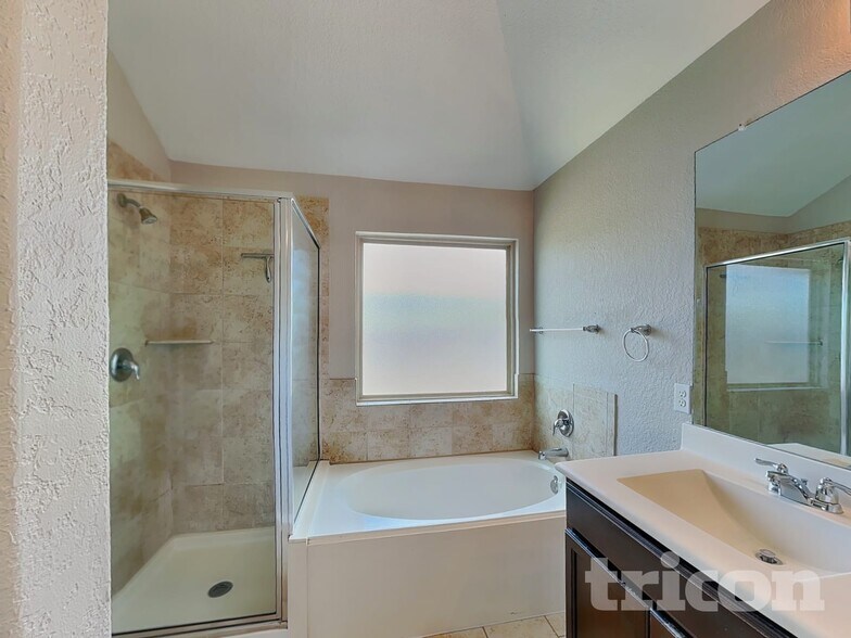 Building Photo - 6411 Candlepass Dr