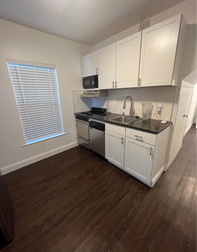 Building Photo - 4342 Jarboe St