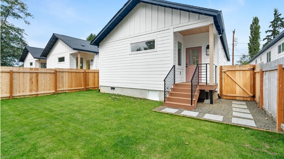 Building Photo - 205 W Harriman St