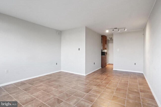 Building Photo - 801 N Pitt St