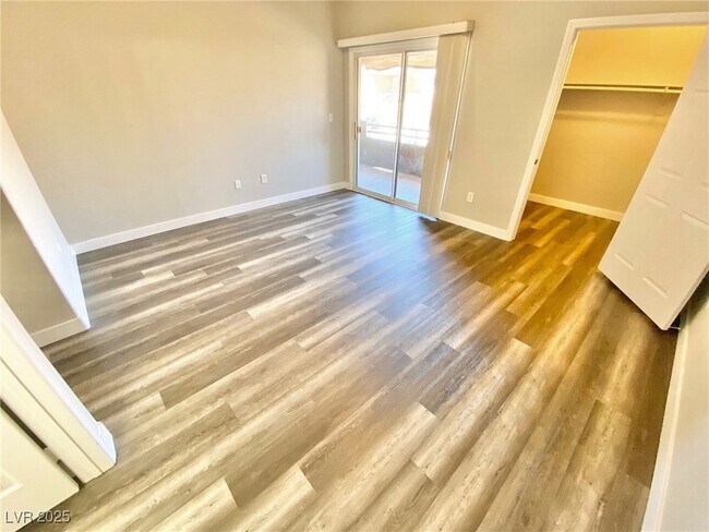Building Photo - 833 Aspen Peak Loop