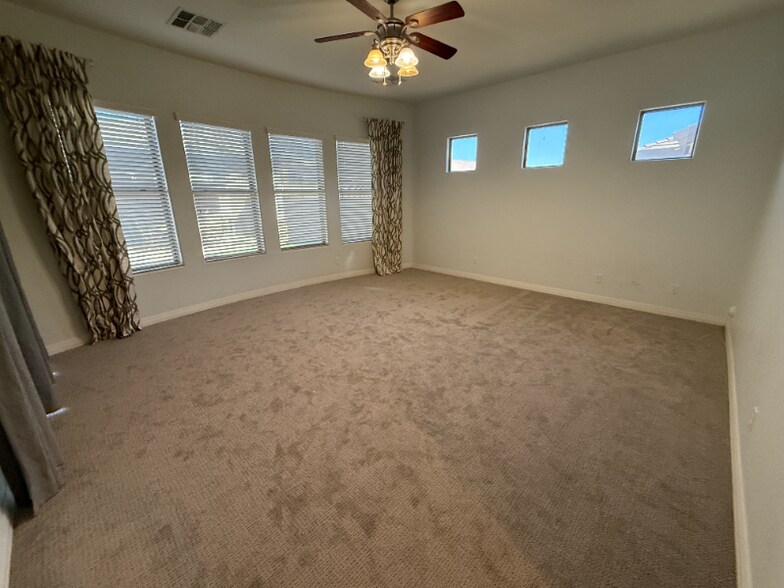 Building Photo - 25817 N 50th Ln