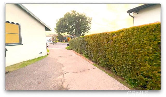 Building Photo - 6348 N Provence Rd