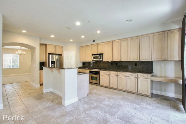 Building Photo - 3 br, 2.5 bath House - 778 Batista Drive