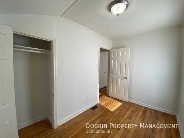 Building Photo - 1511 Roane St
