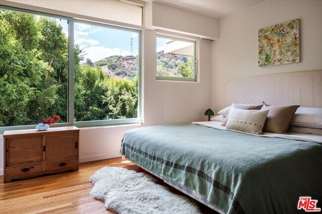 Building Photo - 2764 Outpost Dr