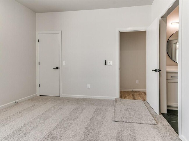 Building Photo - 25198 Scarlett St