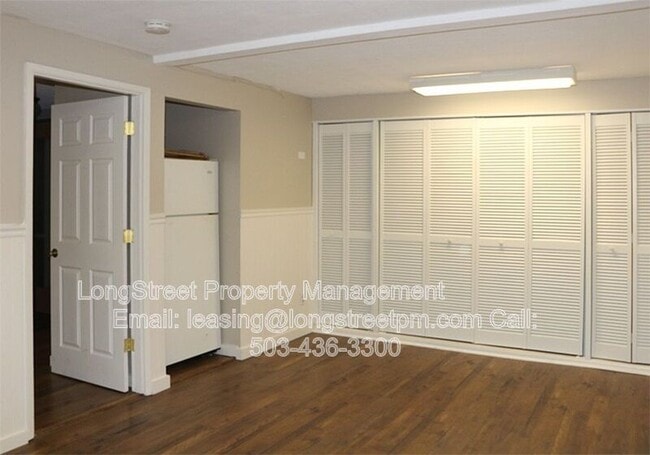 Building Photo - 1692 SW Reed Pl
