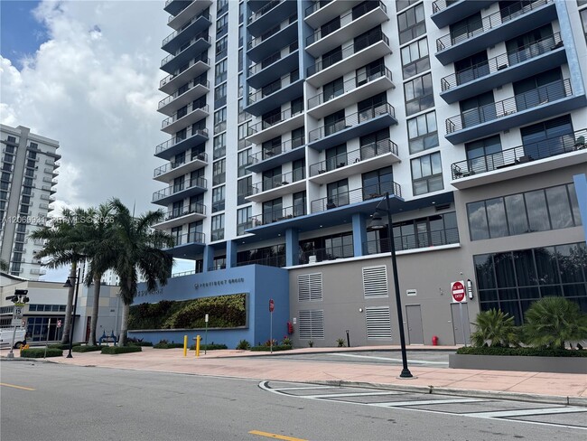 Building Photo - 5350 NW 84th Ave