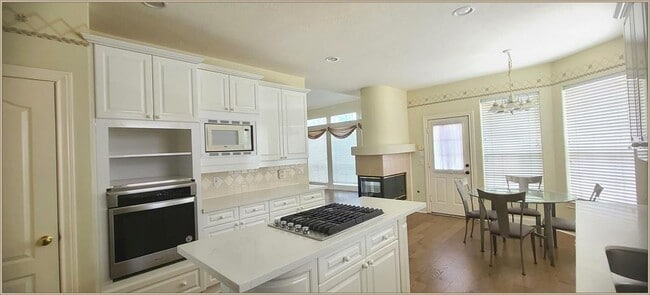 Building Photo - 12906 Silent Shore