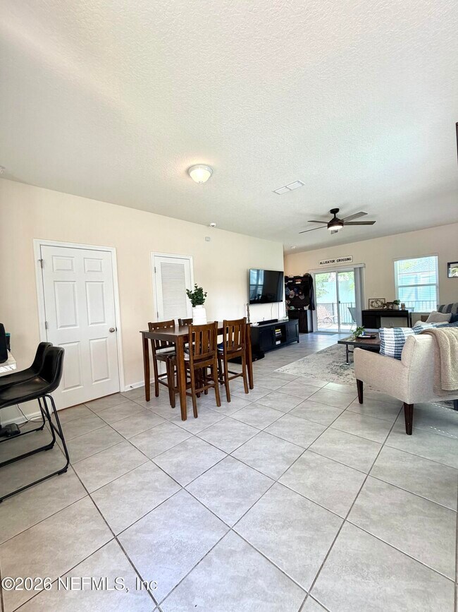 Building Photo - 845 Observatory Pkwy