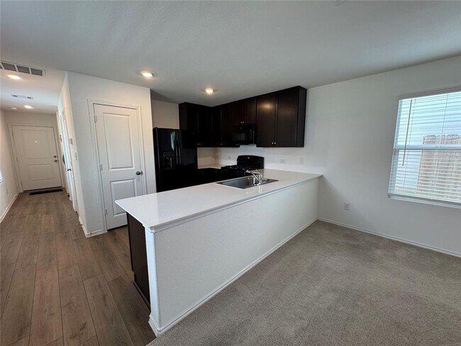 Building Photo - 63 Trinity Cir