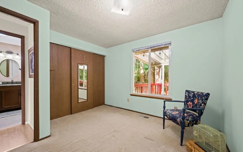 Building Photo - 5159 Country Club Way SE