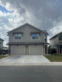 Building Photo - CALL FOR MORE DETAILS!!