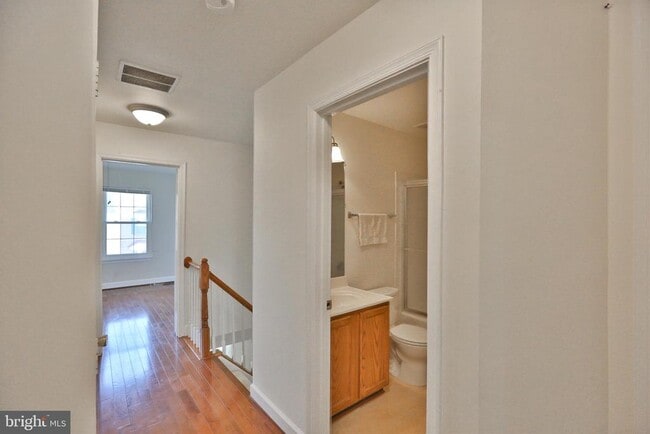Building Photo - 14214 Beddingfield Way