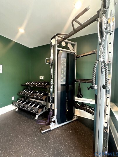 Building Photo - 5006 Distillers Ln