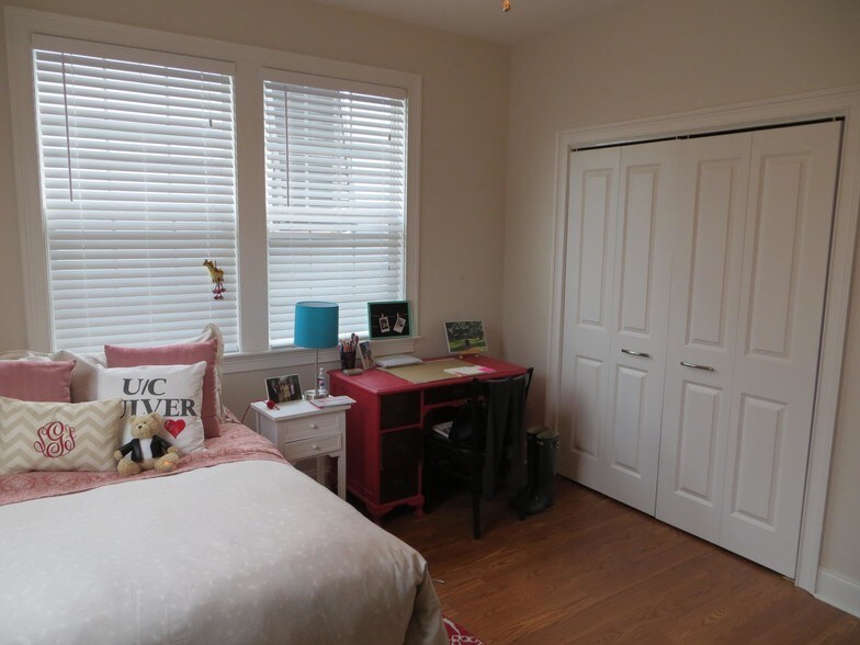 Building Photo - 5529 Willow St