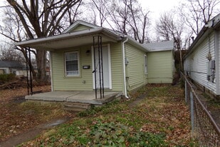 Building Photo - 229 E Southern Heights Ave