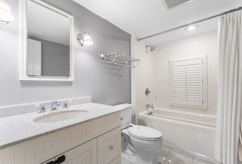 Building Photo - 29 Cottage St