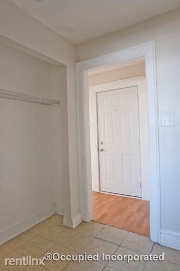 Building Photo - 5200 S Harper Ave