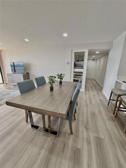 Building Photo - 450 S Gulfview Blvd