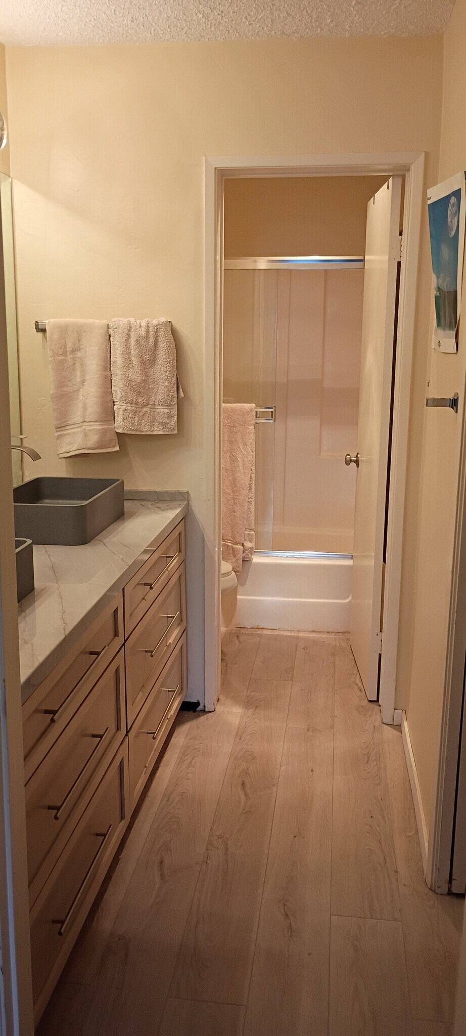 Building Photo - 1855 Diamond St