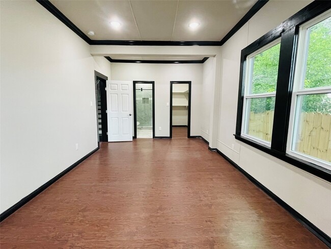 Building Photo - 2187 Franklin St