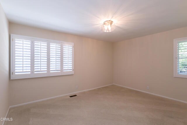 Building Photo - 555 Paulette Pl