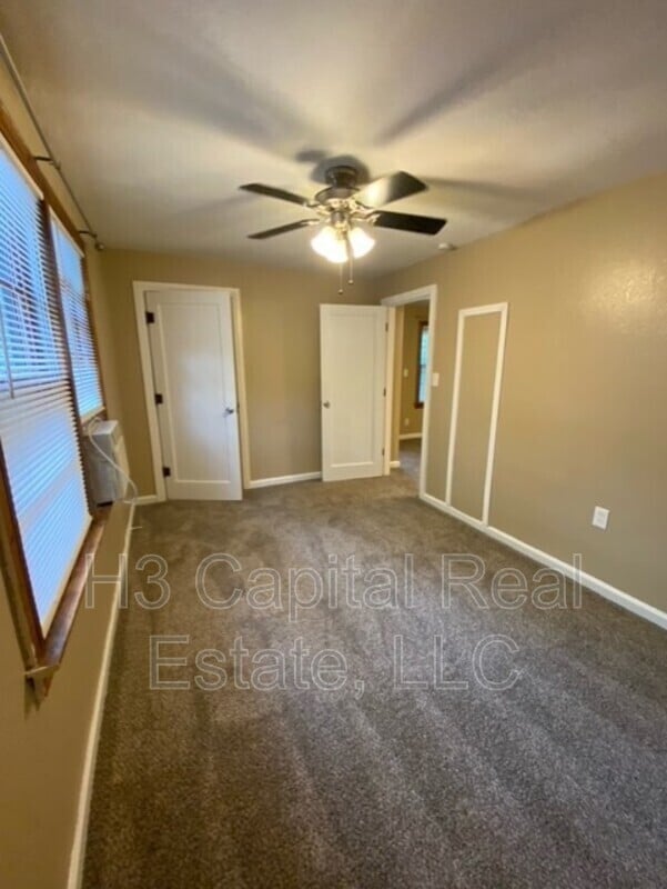 Building Photo - 113 Lucia Ln