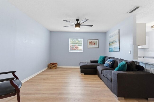 Building Photo - 2227 Montclair Dr