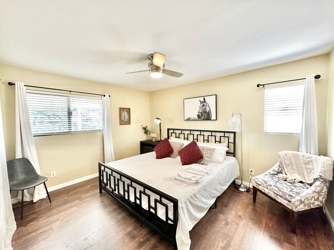 Building Photo - Beautiful, Shorter-Term, Fully Furnished Upstairs Guest Home, on Secluded Hilltop Property with M...