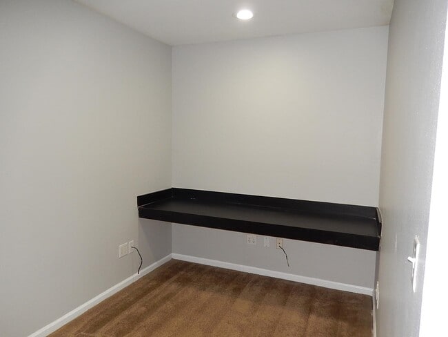 Building Photo - 1417 Pullen Rd