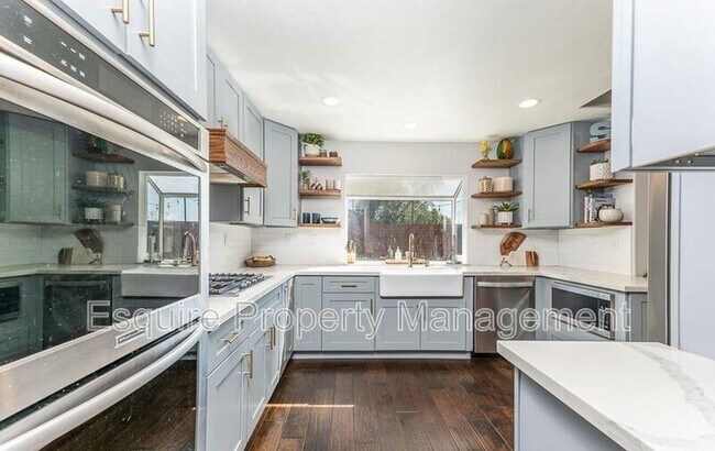 Building Photo - 5184 Churchwood Dr