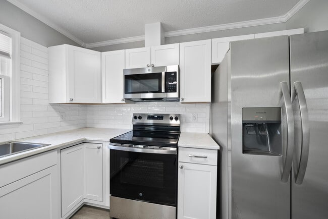 Building Photo - Mayodan