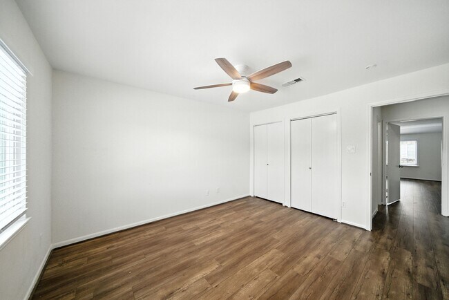 Building Photo - 6468 Burgoyne Dr.