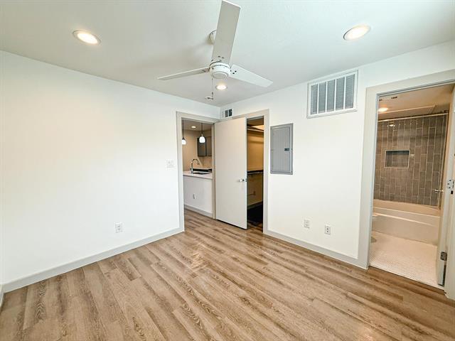 Building Photo - 4526 Munger Ave