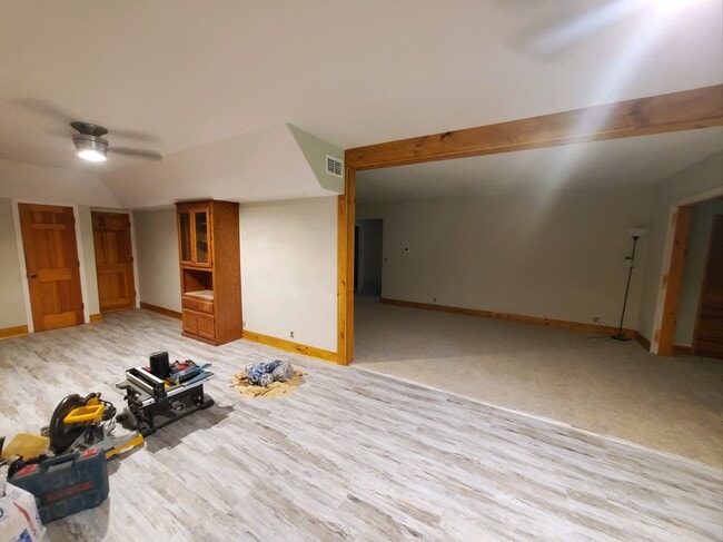 Building Photo - 6060 E Forest Trail Dr