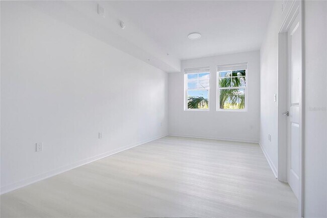 Building Photo - 5579 Millennia Park Dr