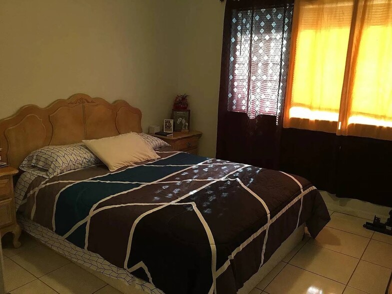 Building Photo - 634 Cohen Way